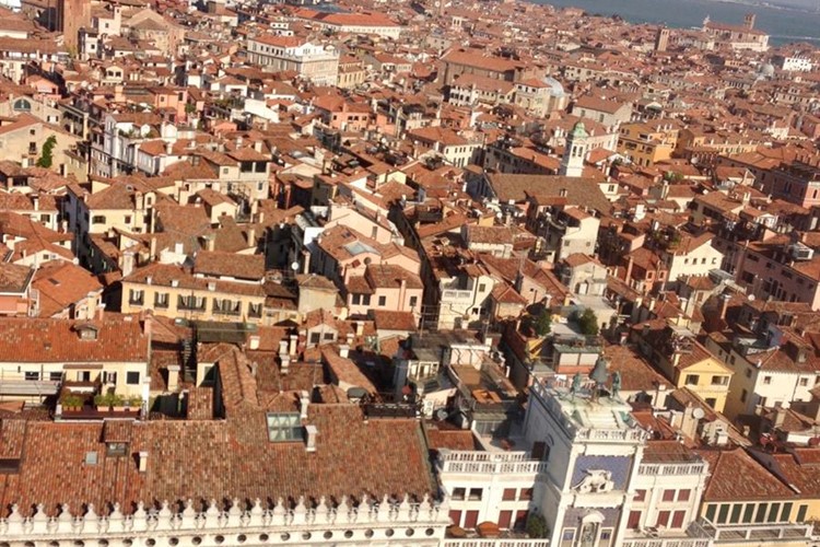 Benátky ze zvonice 